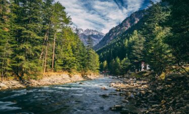 Kasol Kheerganga Trek package from Delhi